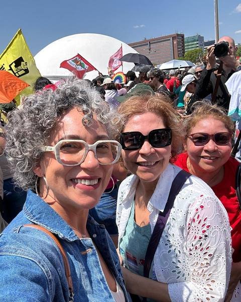 Foto 106 do álbum de Guelda Andrade